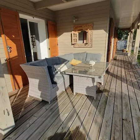 Maison Familiale Proche D'arcachon Pour 6 Pers Hébergement de vacances *
